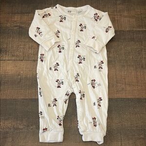 H&M Disney Minnie Mouse sleeper size 4-6 months
